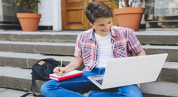 Balancing Academics and Income: Part-Time Online Jobs for Students